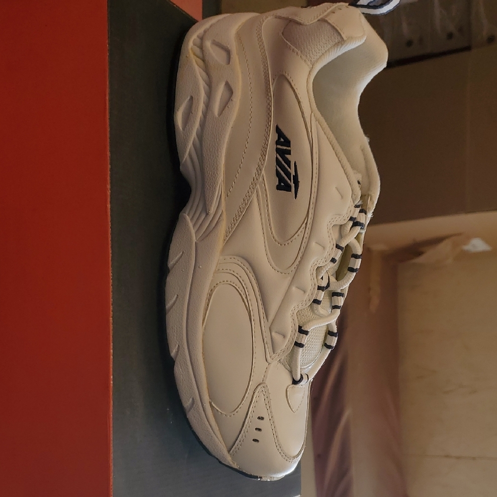 Men's White Walking Sneakers